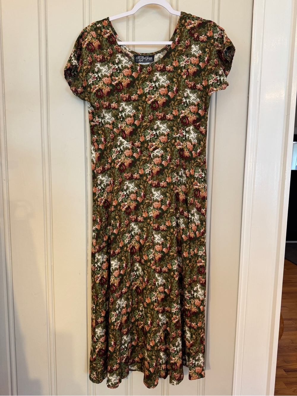 Vintage women’s Floral Green & Rust Midi Dress medium